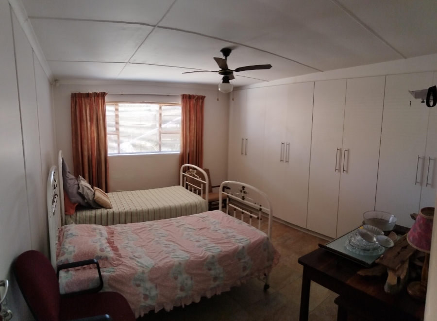 4 Bedroom Property for Sale in Van Riebeeck Hoogte Eastern Cape